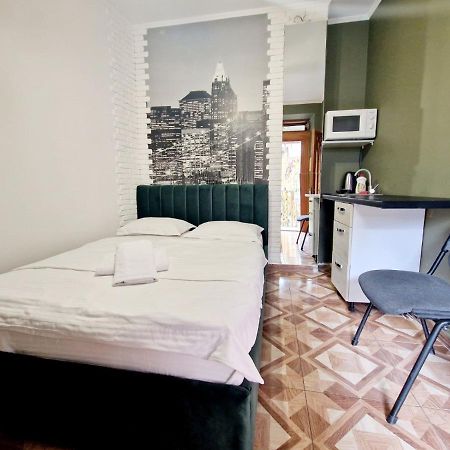 Svobody Apartments Lviv Luaran gambar