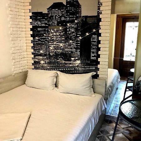 Svobody Apartments Lviv Luaran gambar