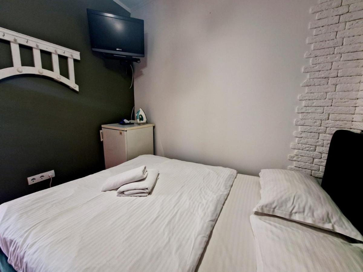 Svobody Apartments Lviv Luaran gambar